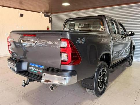 TOYOTA HILUX 2.8 SRX 4X4 2.8 TDI 16V DIESEL AUT