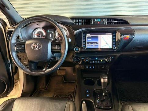 TOYOTA HILUX 2.8 SRX 4X4 2.8 TDI 16V DIESEL AUT