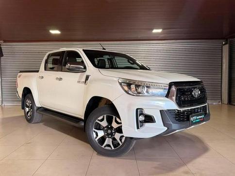 TOYOTA HILUX 2.8 SRX 4X4 2.8 TDI 16V DIESEL AUT