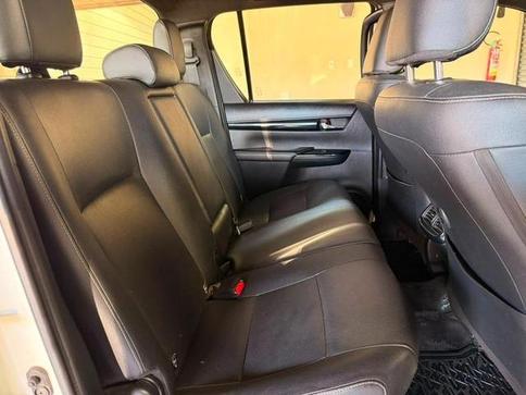 TOYOTA HILUX 2.8 SRX 4X4 2.8 TDI 16V DIESEL AUT