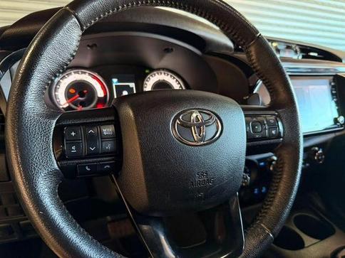 TOYOTA HILUX 2.8 SRX 4X4 2.8 TDI 16V DIESEL AUT