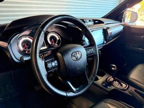 TOYOTA HILUX 2.8 SRX 4X4 2.8 TDI 16V DIESEL AUT