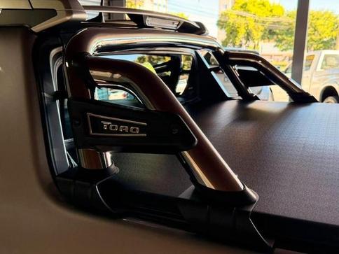 FIAT TORO VOLCANO 1.3 T270 4X2 FLEX AUT.