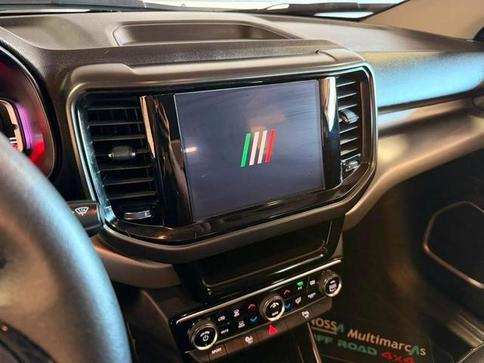 FIAT TORO VOLCANO 1.3 T270 4X2 FLEX AUT.