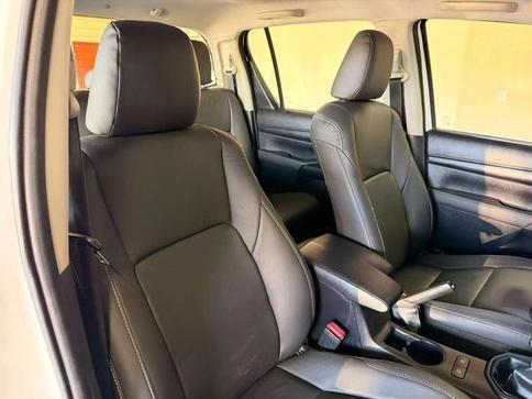 TOYOTA HILUX CDLOWM4FD