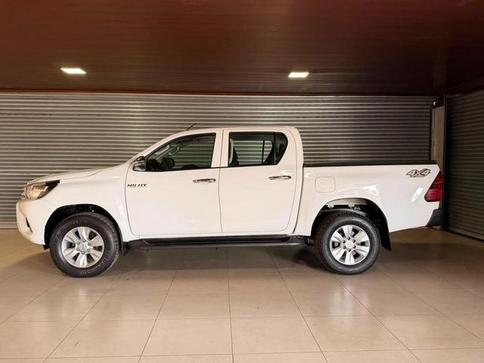 TOYOTA HILUX CDLOWM4FD