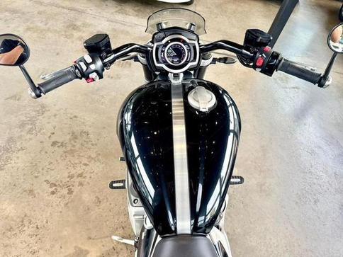 TRIUMPH ROCKET 3 GT