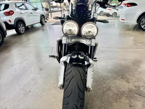TRIUMPH ROCKET 3 GT