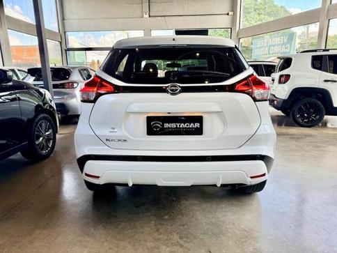 NISSAN KICKS ADVANCE CVT