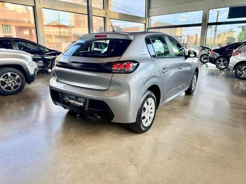 PEUGEOT 208 LIKE MT