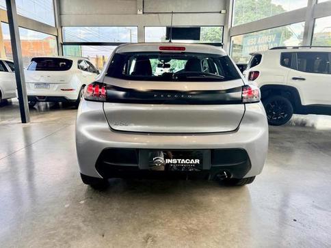 PEUGEOT 208 LIKE MT