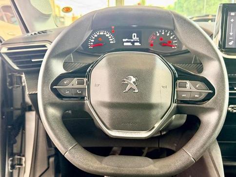 PEUGEOT 208 LIKE MT