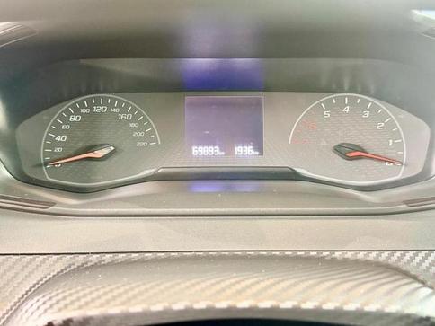 PEUGEOT 208 LIKE MT