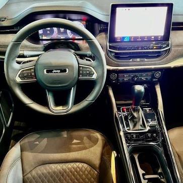JEEP COMMANDER OVR TD380