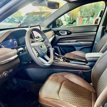 JEEP COMMANDER OVR TD380