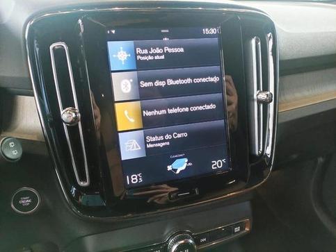 VOLVO XC40 T5H INSCRIP
