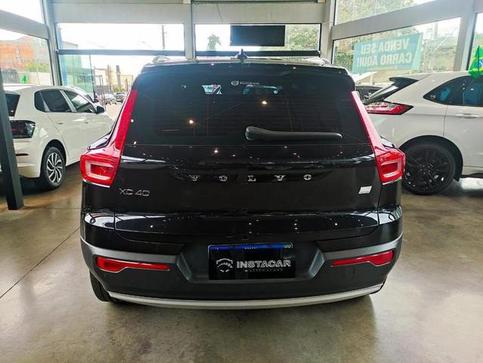 VOLVO XC40 T5H INSCRIP