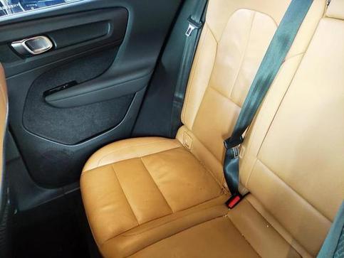 VOLVO XC40 T5H INSCRIP