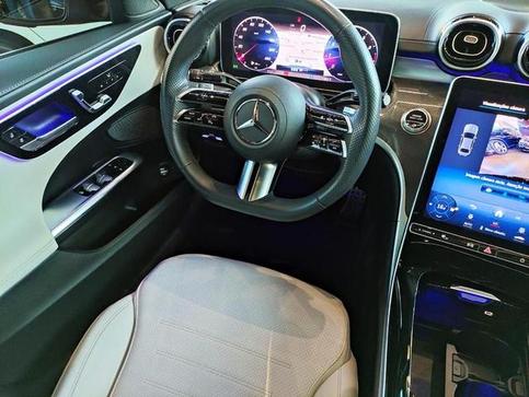 MERCEDES-BENZ C200 AMG LINE