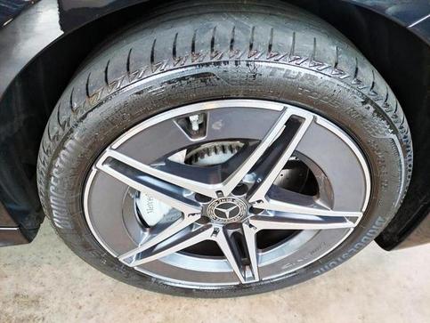 MERCEDES-BENZ C200 AMG LINE