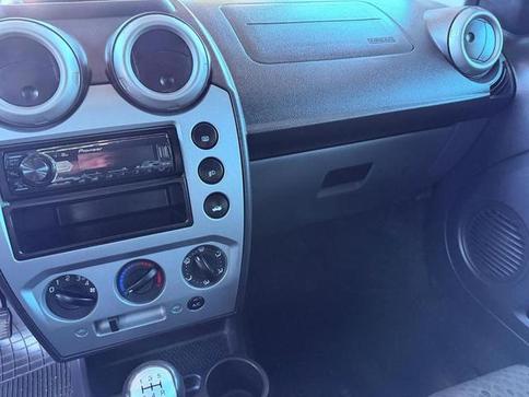 FORD FIESTA 1.6 FLEX