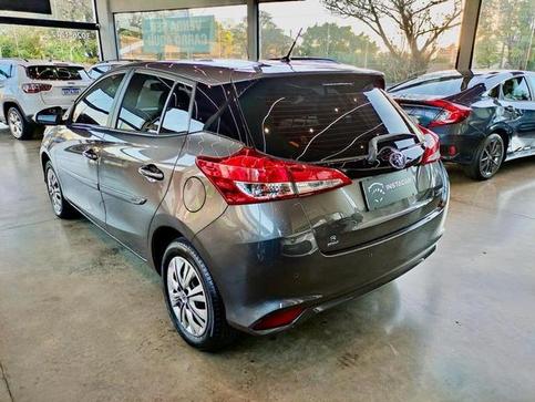 TOYOTA YARIS HA XL13LIVE