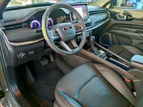 JEEP COMPASS SERIE S T270 TURBO FLEX AUT.