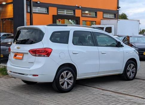 CHEVROLET SPIN 18L AT PREMIER