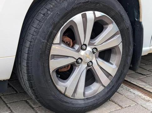 CHEVROLET SPIN 18L AT PREMIER
