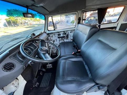 VOLKSWAGEN KOMBI