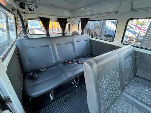 VOLKSWAGEN KOMBI