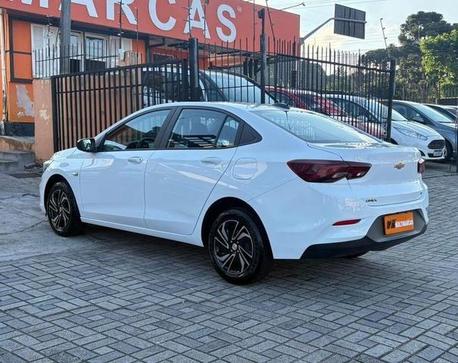 CHEVROLET ONIX PLUS 10MT LT2