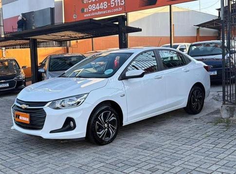CHEVROLET ONIX PLUS 10MT LT2