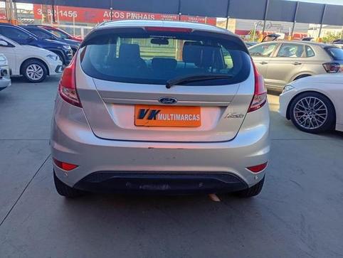 FORD FIESTA 16SEL AT
