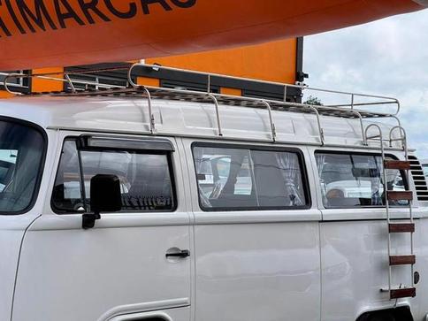VOLKSWAGEN KOMBI