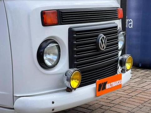 VOLKSWAGEN KOMBI