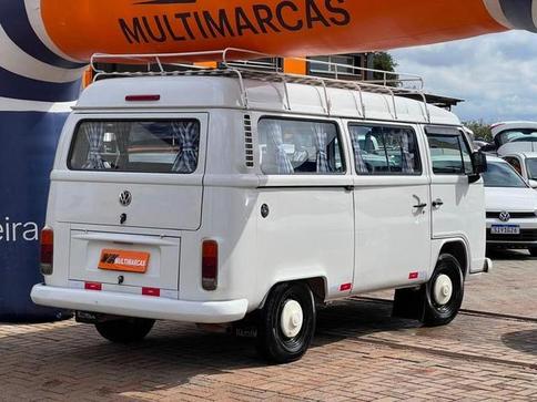 VOLKSWAGEN KOMBI
