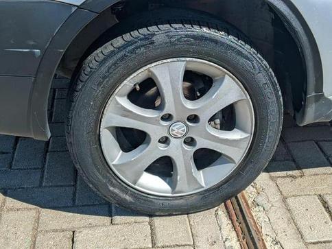 VOLKSWAGEN PARATI 1.6 SURF