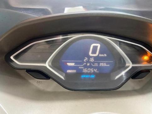 HONDA PCX 150 DLX ABS