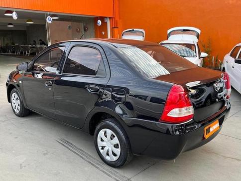 TOYOTA ETIOS SD XS 15 MT