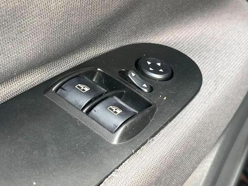 FIAT PUNTO ESSENCE 1.6