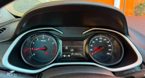 CHEVROLET ONIX PLUS 10MT LT2