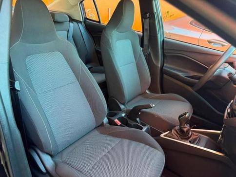 CHEVROLET ONIX PLUS 10MT LT2