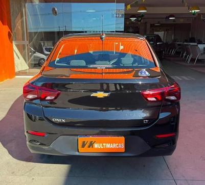 CHEVROLET ONIX PLUS 10MT LT2
