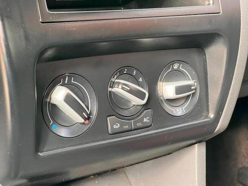 VOLKSWAGEN SPACEFOX TREND GII