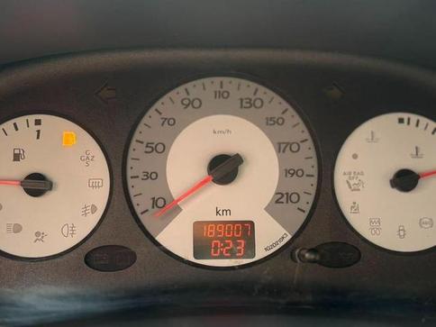 RENAULT CLIO AUT1016VH