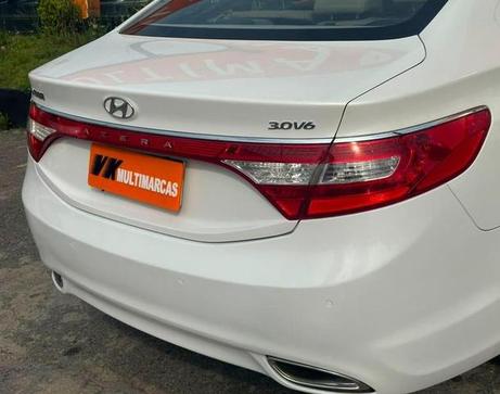 HYUNDAI AZERA 3.0 V6