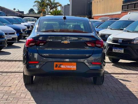 CHEVROLET ONIX PLUS 10MT LT2