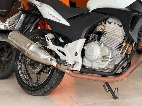 HONDA CB 300R