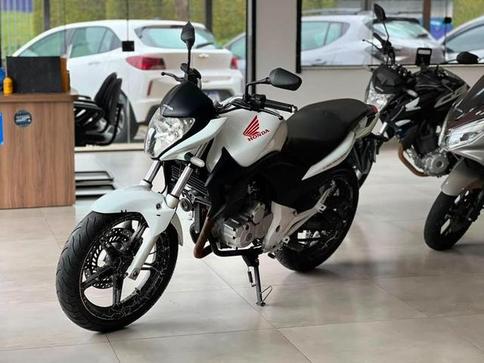 HONDA CB 300R